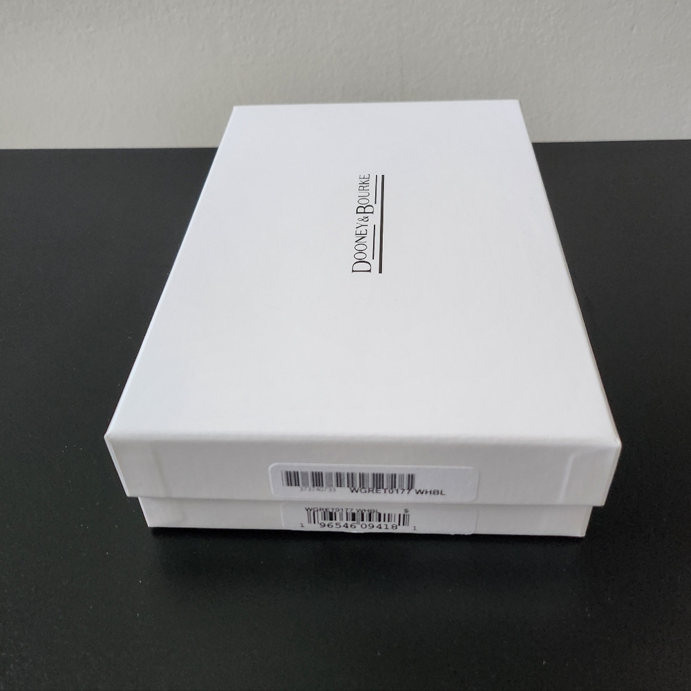 Dooney L White Wallet Box - Picture 6 of 10